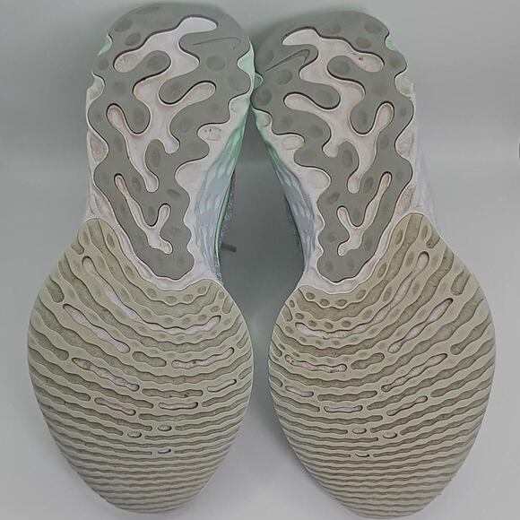 Nike React Infinity Run Flyknit 3 Platinum Mint Foam Womens 8 Running Shoes - Picture 4 of 8